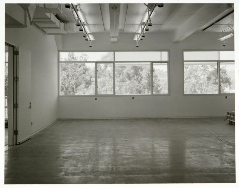 James Welling, Finish BAC-14, "Art Classroom", 2006