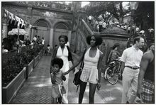 Garry Winogrand, Untitled, 1975