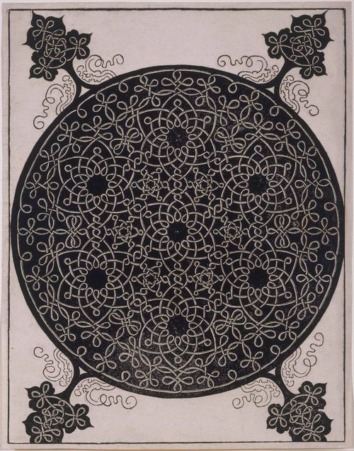 Black and white engraving showing a dark circle filled with an elaborate knot pattern. Four small triangular knot patterns are in the four corners of the rectangular sheet.