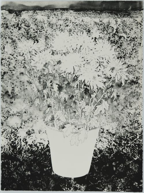 Black and white drawing of flowers