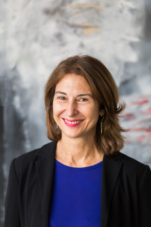 Headshot of Elizabeth Smith