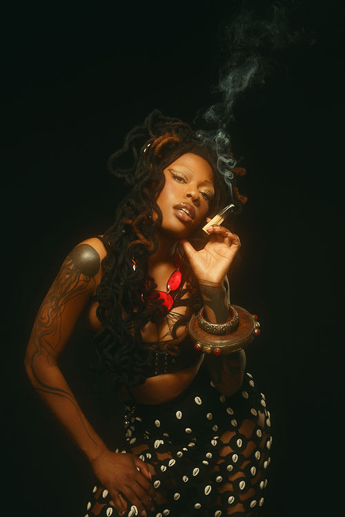 Headshot of the performer Sudan Archives