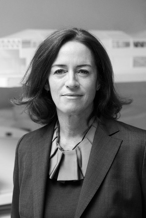 Headshot of Sharon Johnston