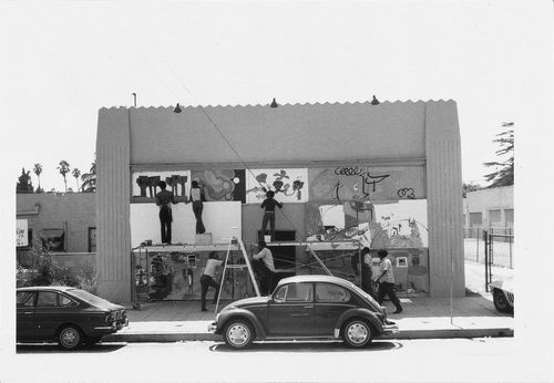 Mural project in Watts, 1960s. Suzanne Jackson on scaffold in center