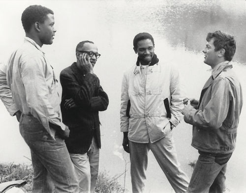 On the set of the film "The Defiant Ones," 1958. From left: Sidney Poitier, Charles White, Ivan Dixon, and Tony Curtis.