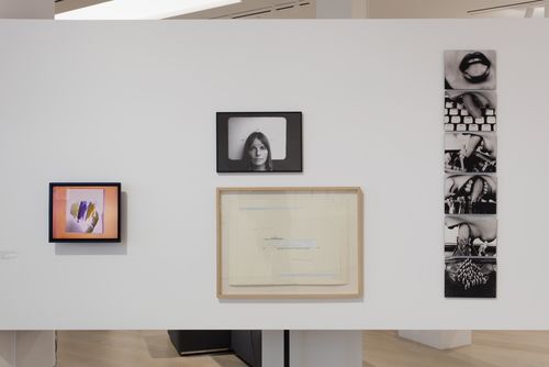 The Power of Words gallery. Foreground, from left to right: Marie Orensanz, Límites (Limits), 1979, Limitada (Limited), 1978/2013, and Pensar es un hecho revolucionario (Thinking is a revolutionary act), 1974, and Lenora de Barros, Poema (Poem), 1979. Installation view at the Hammer Museum, Los Angeles