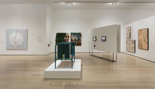 Social Places gallery. Installation view at the Hammer Museum, Los Angeles