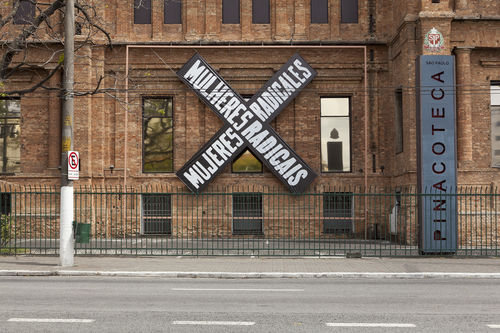 Museum façade with exhibition banner. Pinacoteca de São Paulo