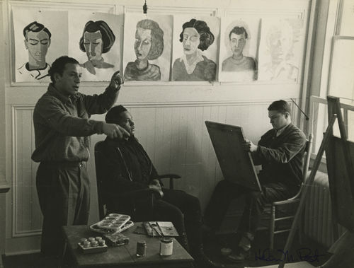 Xanti Schawinsky teaching a portraiture class, n.d. 