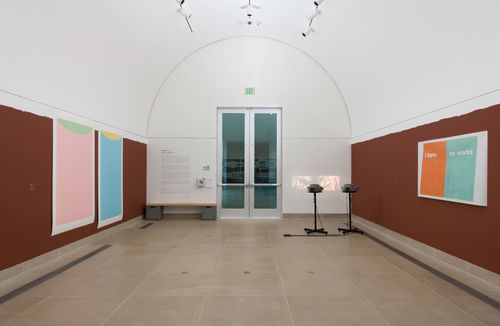 Hammer Projects: Andrea Büttner. Installation view, Hammer Museum, Los Angeles, September 9, 2017‐January 7, 2018. Photo: Jeff McLane.