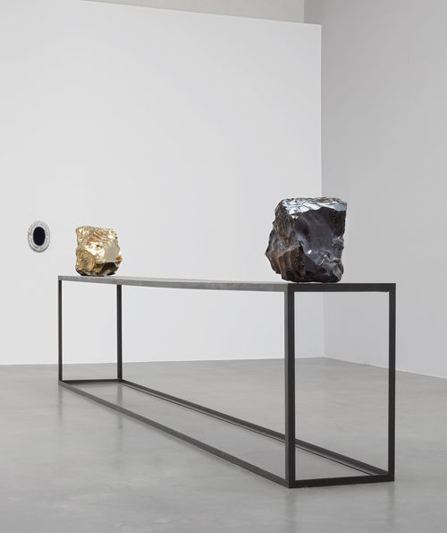 Jimmie Durham, Upon reflection, I was no longer sure of my position, 2009. 