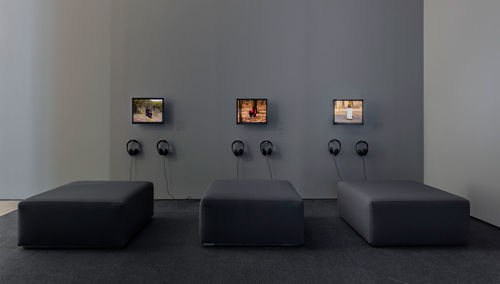 Jimmie Durham: At the Center of the World, Installation view, Hammer Museum, Los Angeles, January 29 – May 7, 2017. Photo: Brian Forrest.