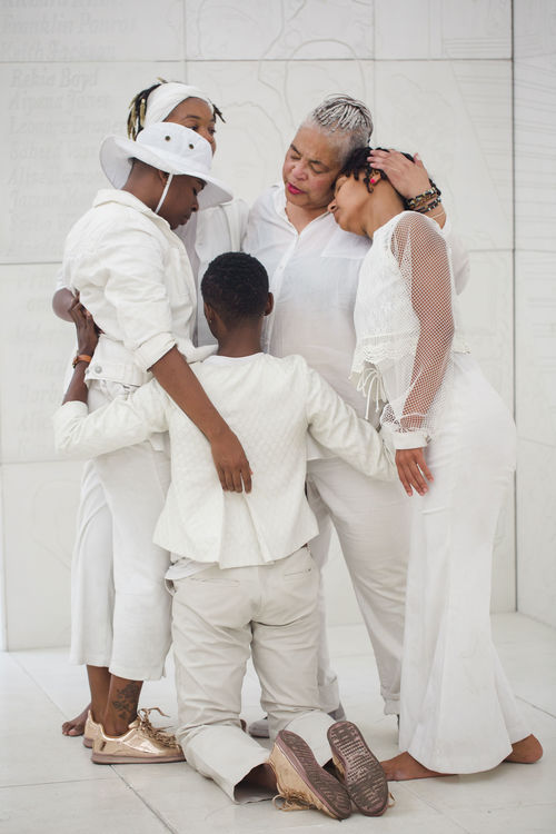 taisha paggett and WXPT, breathingholdinglistening practice, in conjunction with Made in L.A. 2018, Hammer Museum, Los Angeles, September 1, 2018.