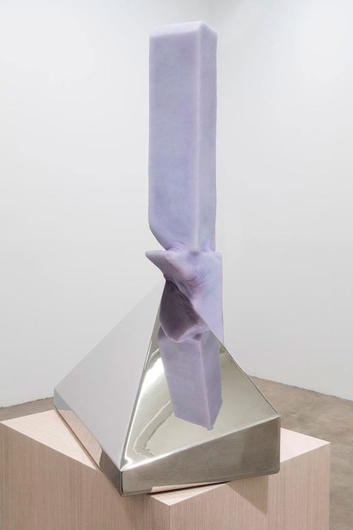 Charles Long, PaleTwinPureIntimacy2, 2016. Platinum silicone with pigment, stainless steel, pedestal. Overall: 72 x 23 x 18 in. (182.9 x 58.4 x 45.7 cm). Sculpture: 32 x 20 x 13 1/2 in. (81.3 x 50.8 x 34.3 cm). Pedestal: 40 x 20 1/2 x 15 1/2 in. ( 101.6 x 52.1 x 39.4 cm). Courtesy the artist and Tanya Bonakdar Gallery, New York.
