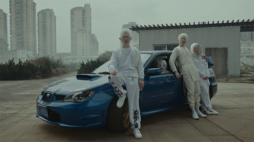 Gosh by Jamie xx, dir by Romain Gavras