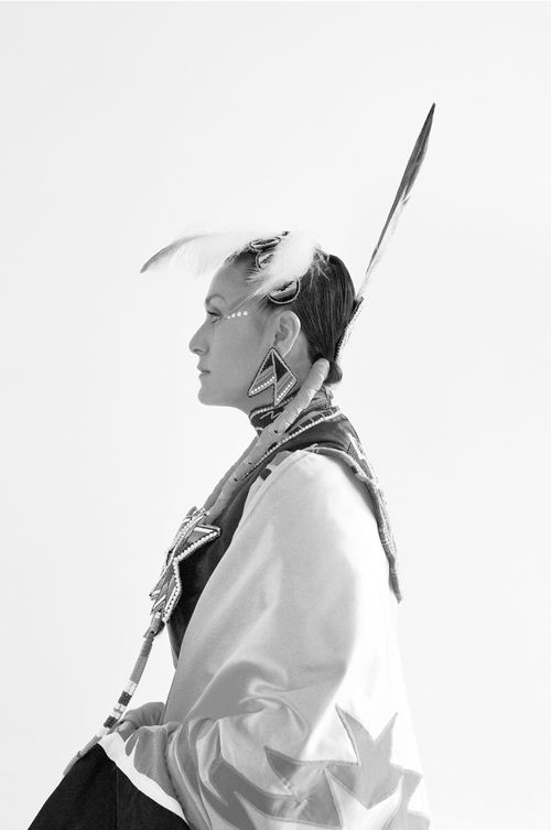 Sara VanDerBeek, Sonya Flores, 2011