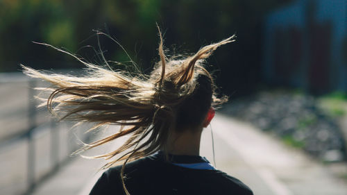 Right Hook by Harrison, directed by Eva Michon