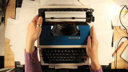 G-AAAH, dir. by Lizzy Hobbs