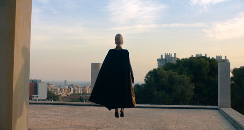 Coward by Yael Naim, dir. By Paul Van Haver, Luc Junior Tam and Martin Scali