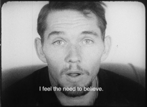 Jeremy Shaw, Quickeners, 2014. HD video installation with original soundtrack. 36:12 min. Courtesy of the artist and KÖNIG GALERIE, Berlin