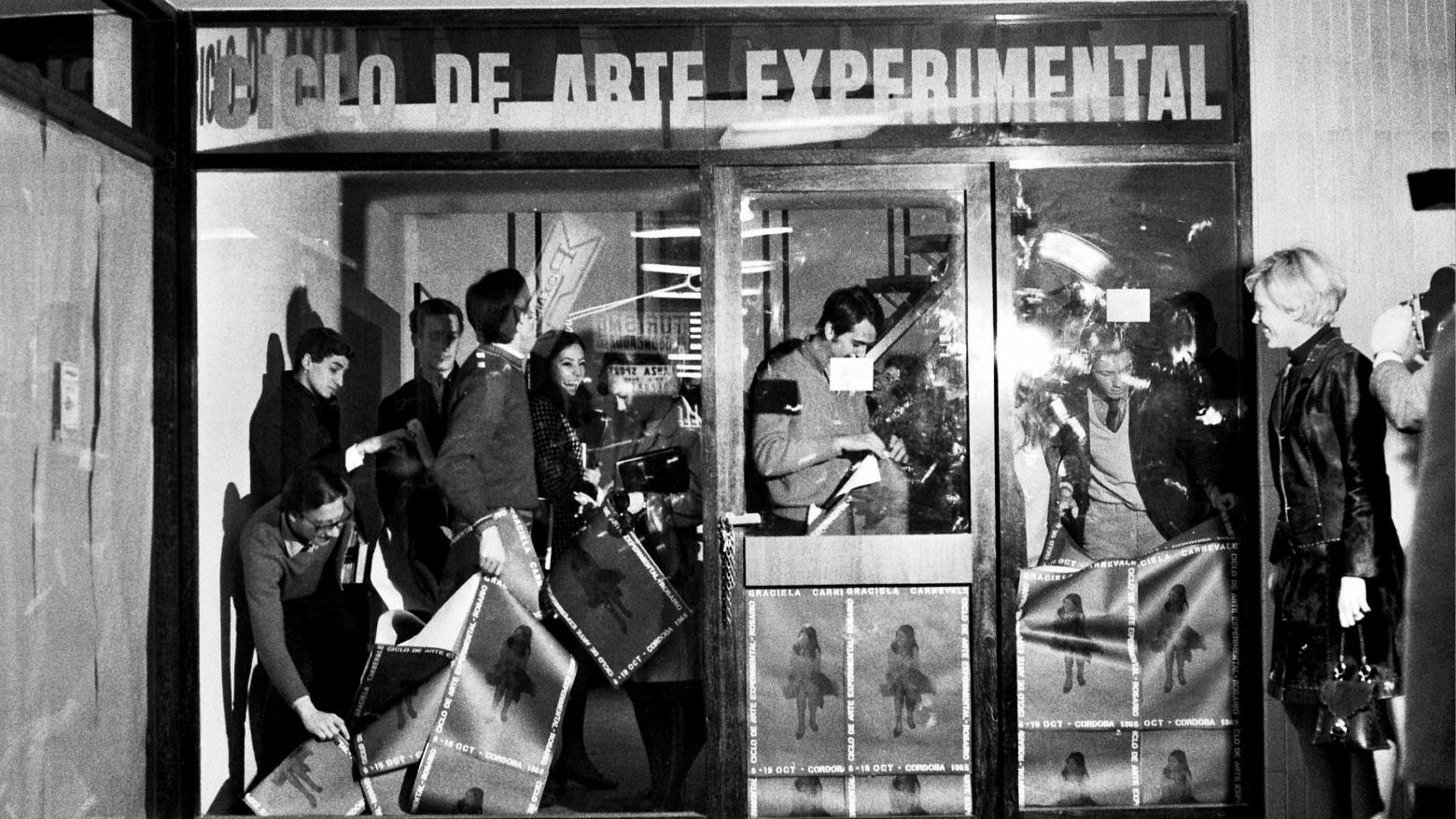 Graciela Carnevale (Argentine, b. 1942), Acción del encierro (Lock-up action), 1968.