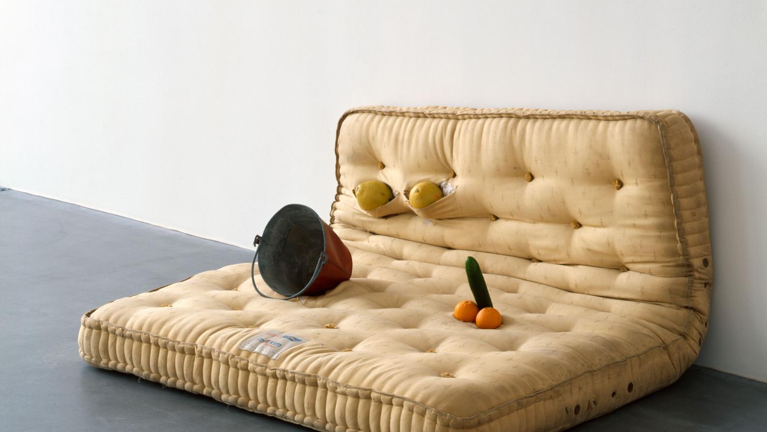 Sarah Lucas, Au Naturel, 1994.