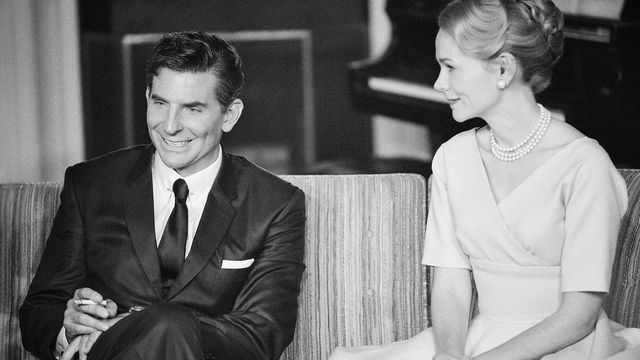 Bradley Cooper and Carey Mulligan as Leonard Bernstein and his wife