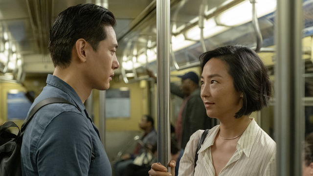 Greta Lee and Teo Yoo in Past Lives