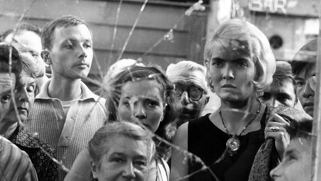 Still from Cléo from 5 to 7