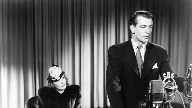 Gary Cooper and Barbra Stanwyck in Meet John Doe