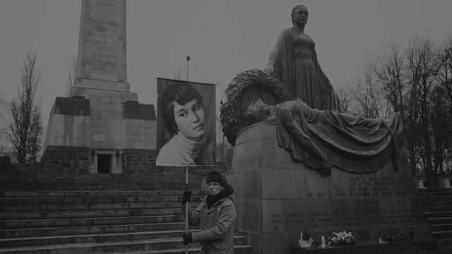 Daniel Joseph Martinez, The Soviet memorial park in the district of Schönholz.