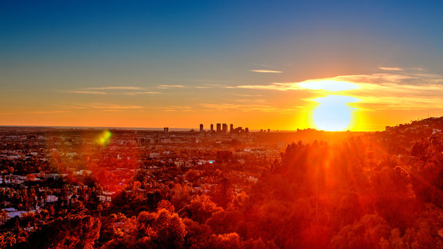 L.A. in the heat. Photo: Jacob Avanzato 