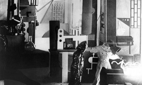Still from L’inhumaine (1924) (cropped)