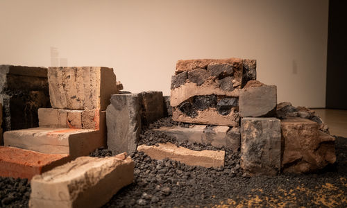 Blocky installation work made from natural materials